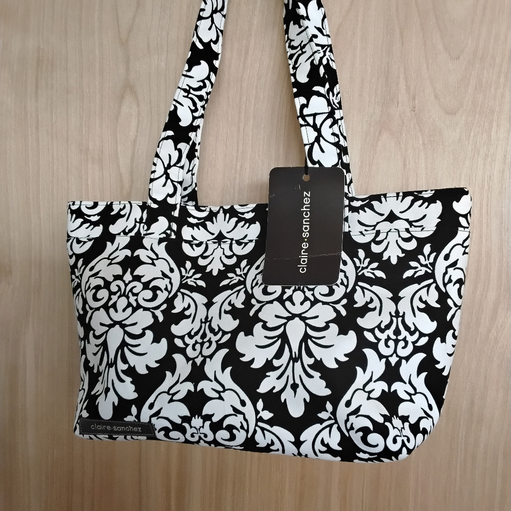 Black and white printed handbag